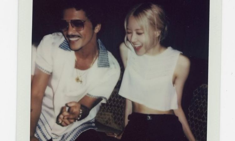 Rosé dạy Bruno Mars nói tiếng Hàn