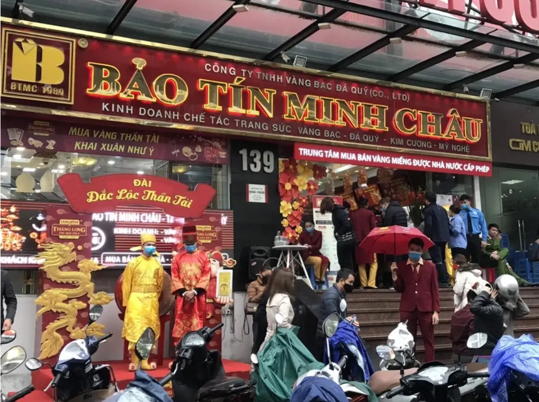Cửa hàng Vàng Bảo Tín Minh Châu sang trọng tại Hà Nội